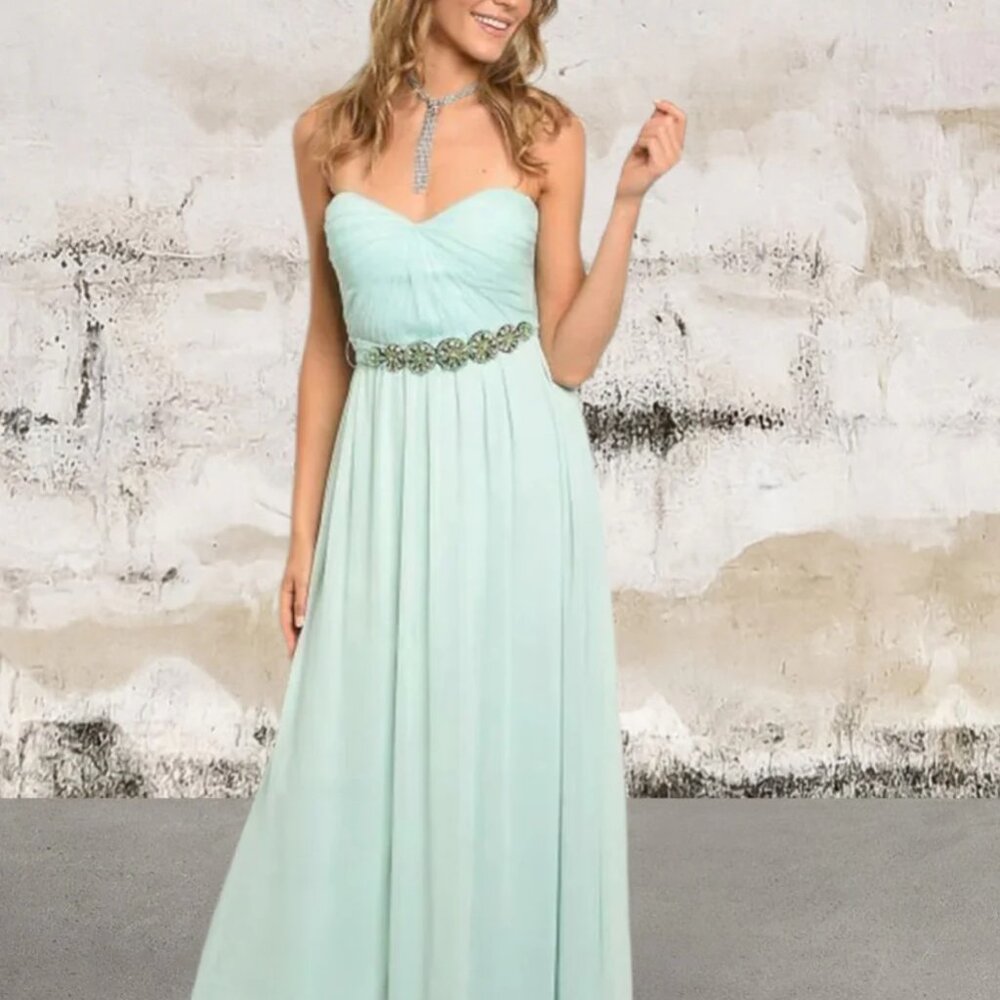 Sleeveless tube top light blue evening dress